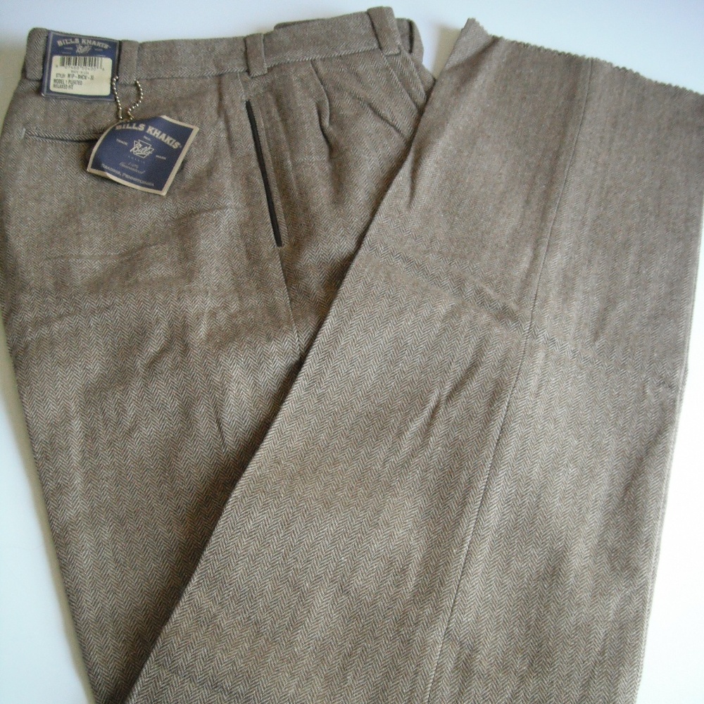 Bills Khakis Relaxed Fit 70% Wool 30 % Nylon